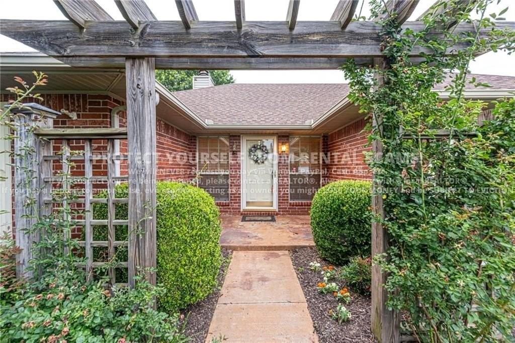 288 Countryside Dr - Photo 3 of 24