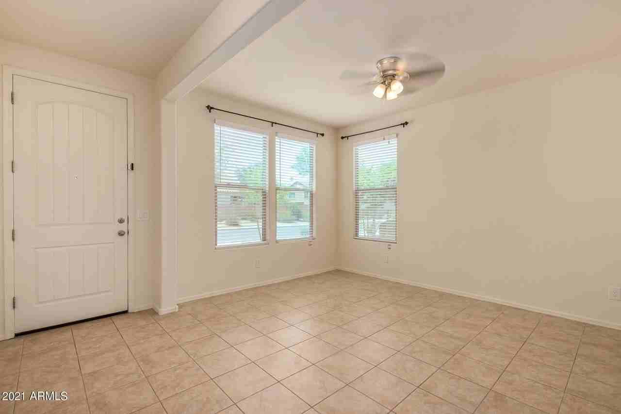 7503 S 12th Ave - Photo 4 of 27