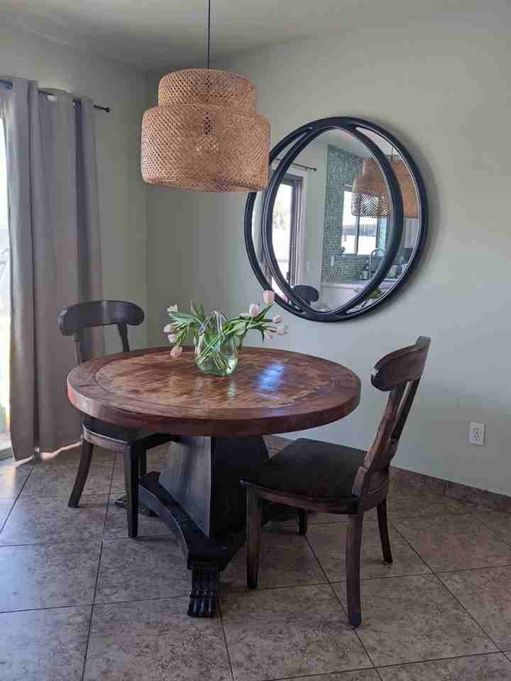 1070 E Appaloosa Rd - Photo 2 of 9