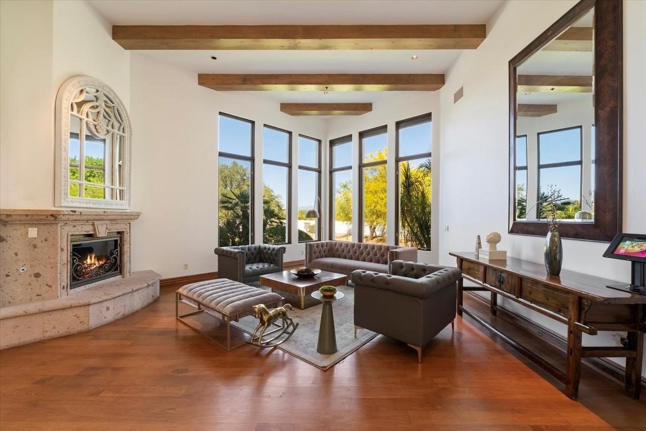 6286 E Cheney Dr - Photo 2 of 22