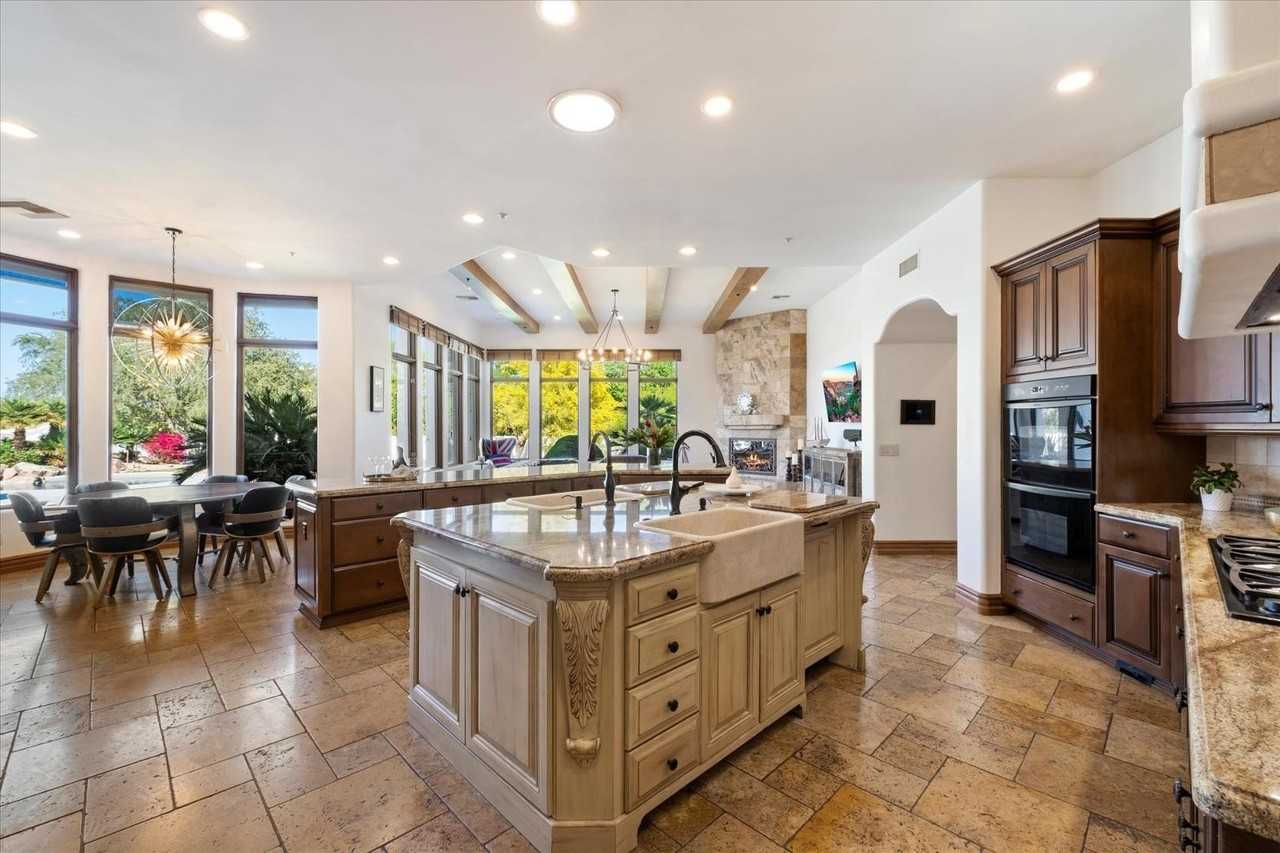 6286 E Cheney Dr - Photo 4 of 22