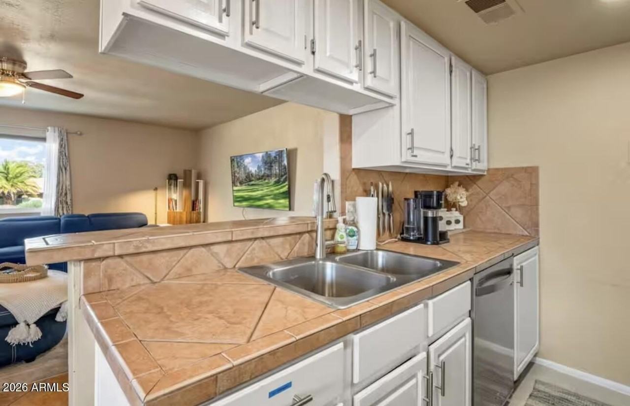 17014 E Calle Del Oro #D - Photo 7 of 16