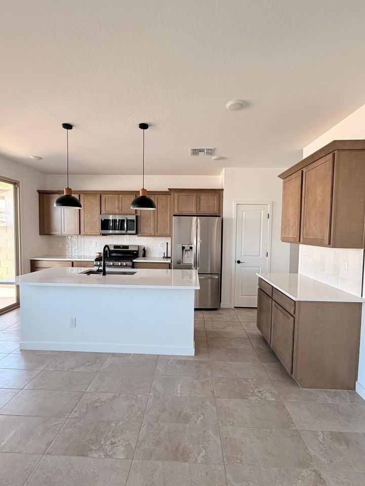 3330 S 180th Ln - Photo 2 of 28