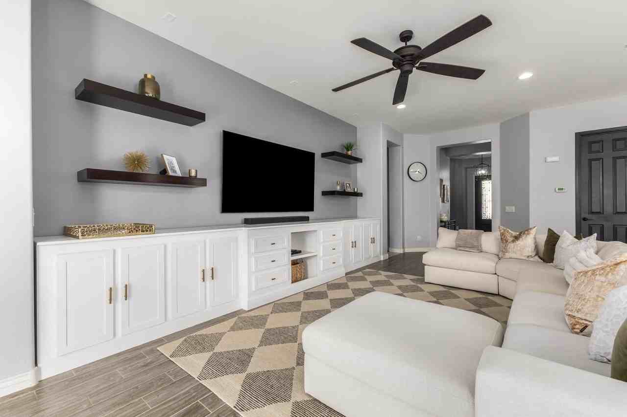 26814 N 100th Ln - Photo 2 of 33