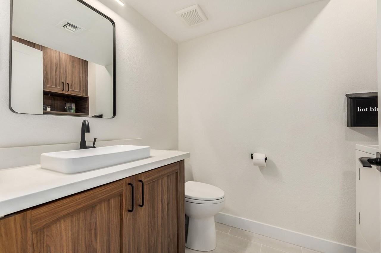 222 W Brown Rd Apt 104 - Photo 4 of 27