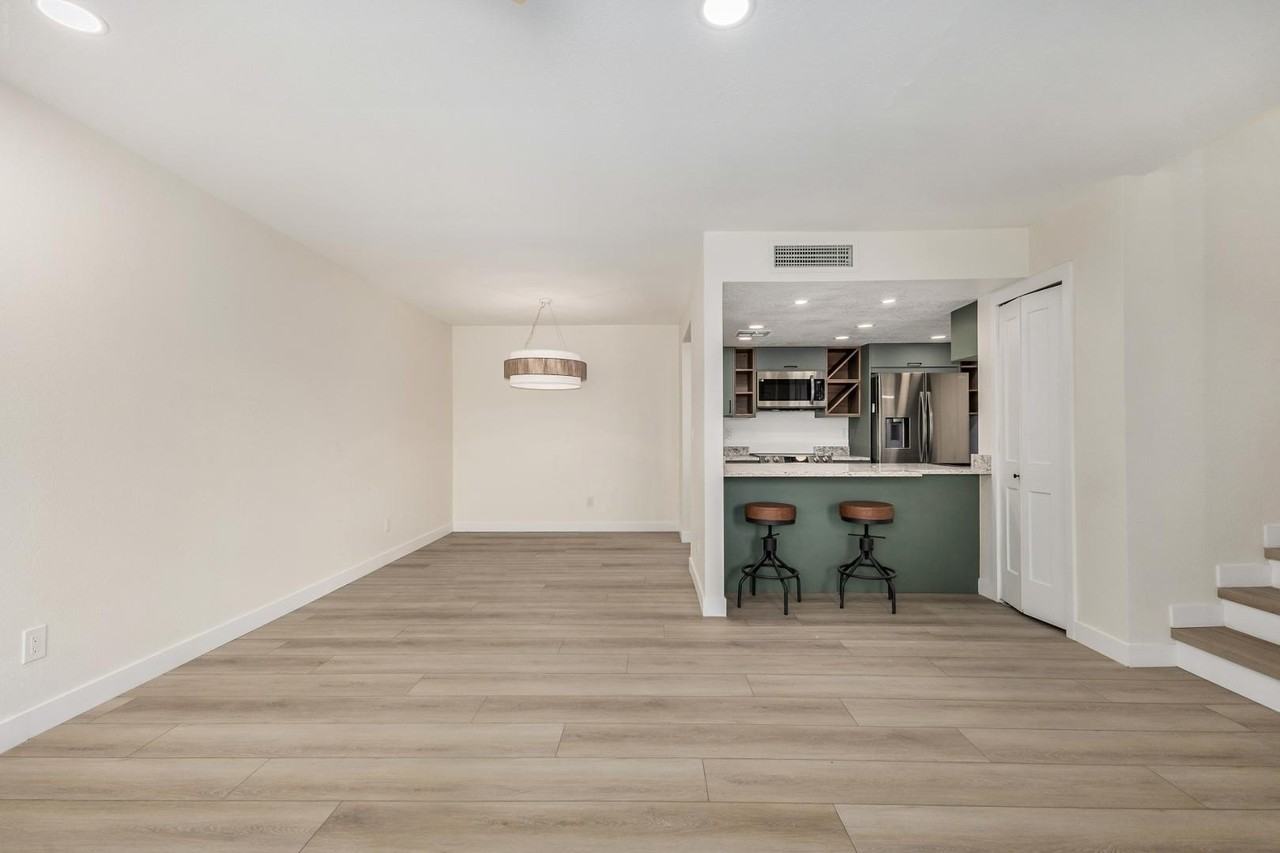 222 W Brown Rd Apt 104 - Photo 5 of 27