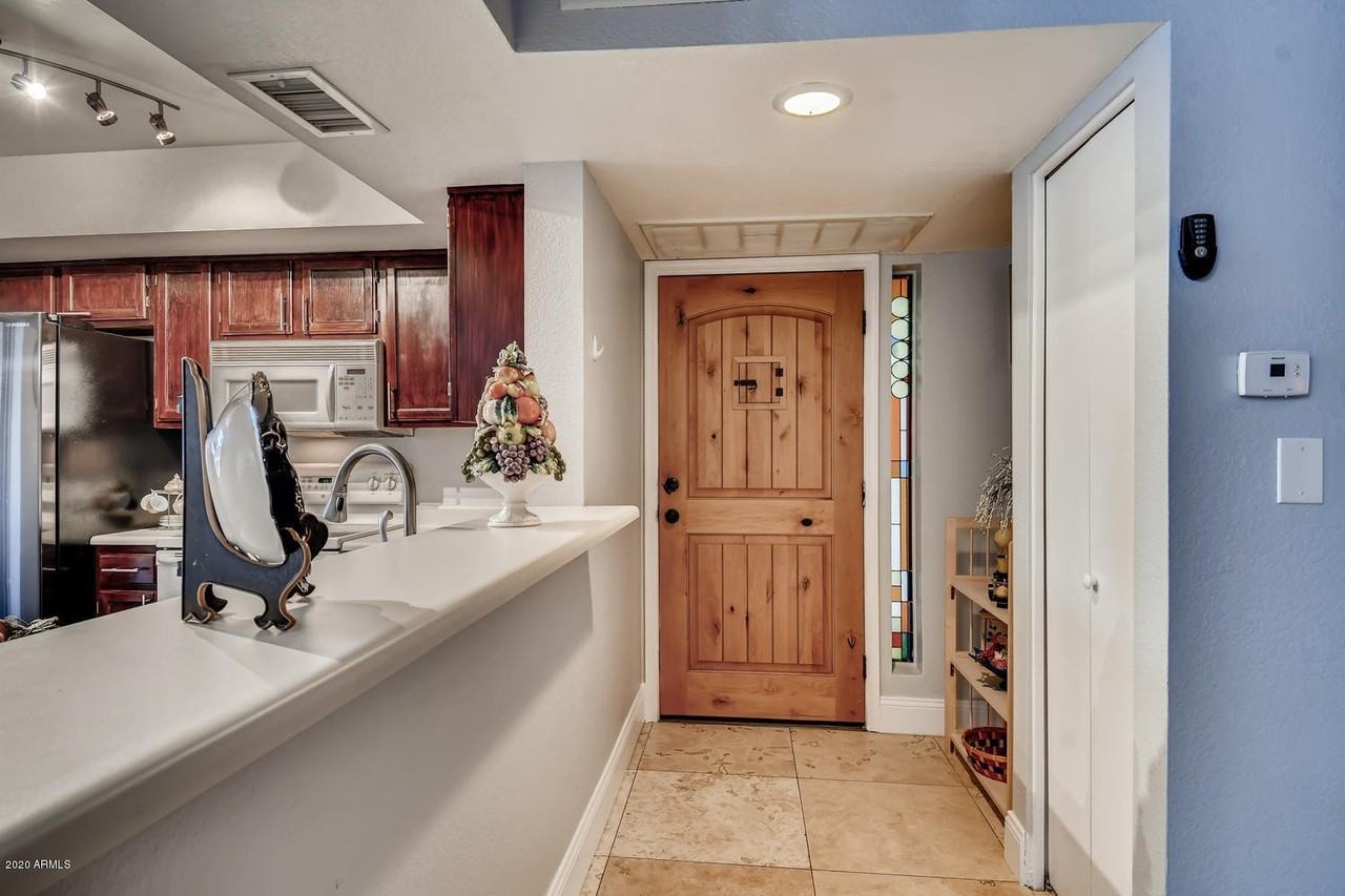 9550 N 94th Pl Unit 219 - Photo 3 of 26