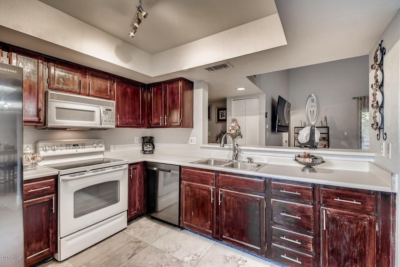 9550 N 94th Pl Unit 219 - Photo 7 of 26