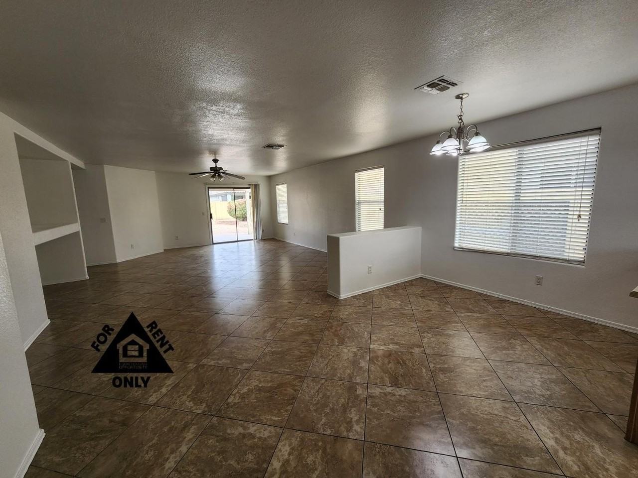 15116 W Fillmore St - Photo 6 of 23