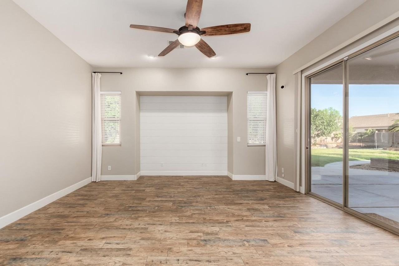 4326 E Cloudburst Ct - Photo 3 of 50