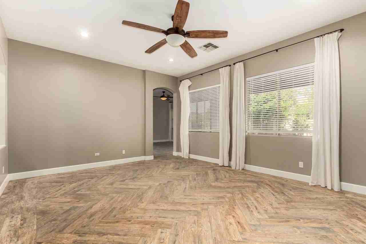 4326 E Cloudburst Ct - Photo 4 of 50