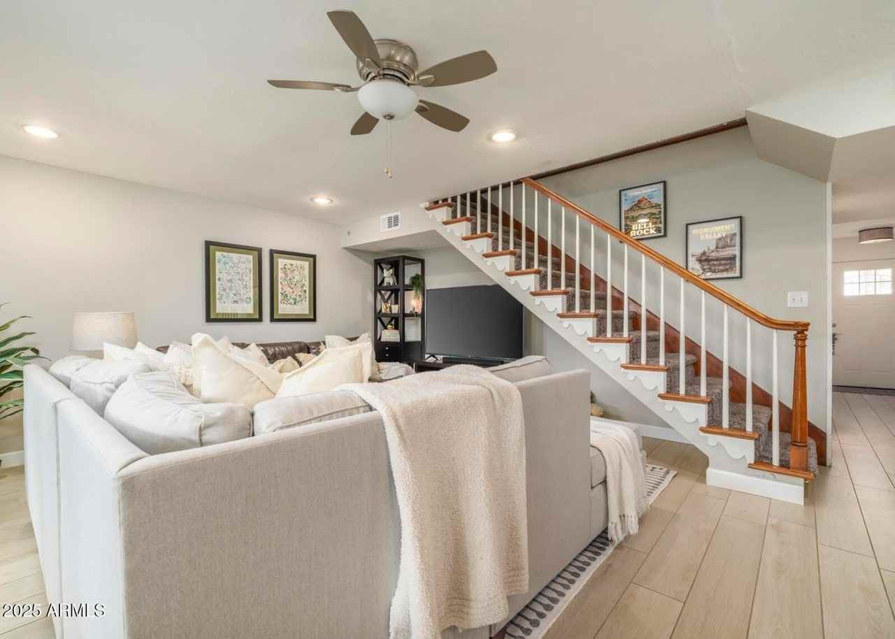 4001 E Campbell Ave - Photo 5 of 27