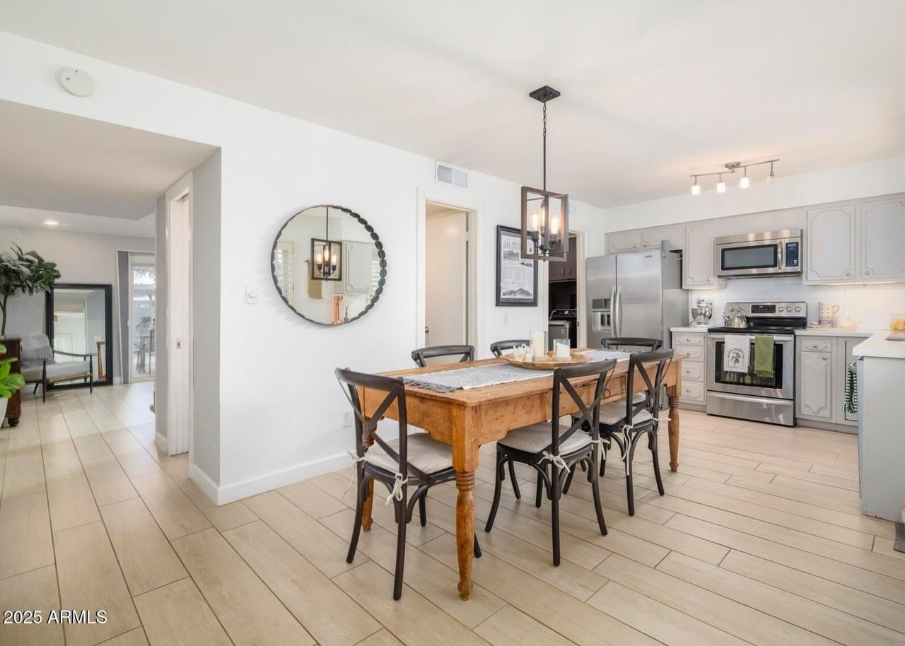 4001 E Campbell Ave - Photo 6 of 27