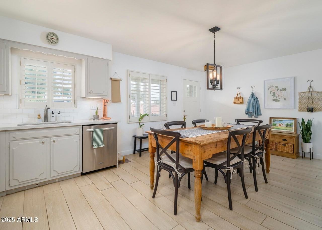 4001 E Campbell Ave - Photo 7 of 27