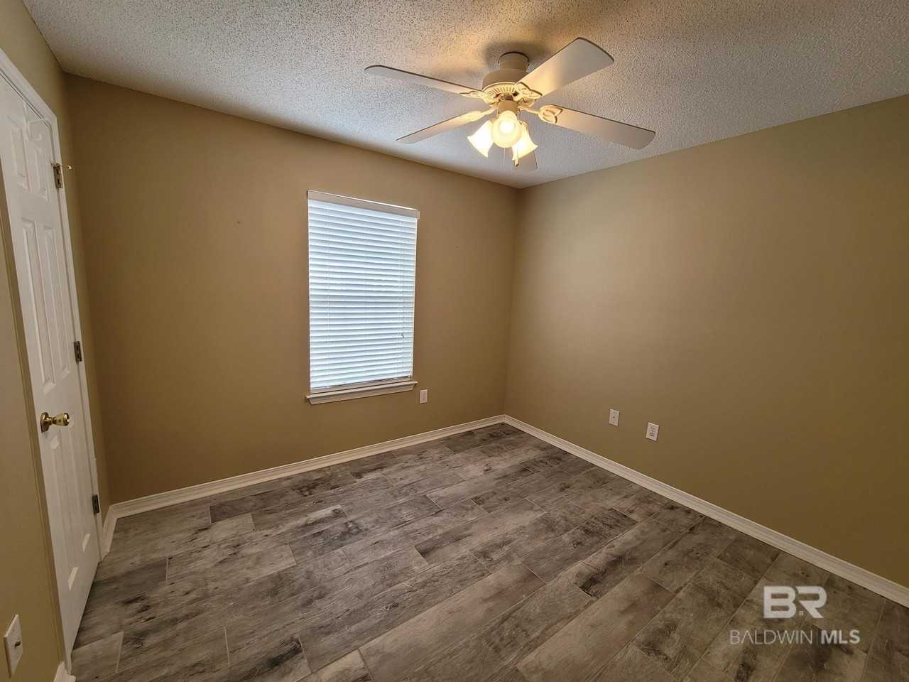22410 Beaver Creek Ln - Photo 6 of 15