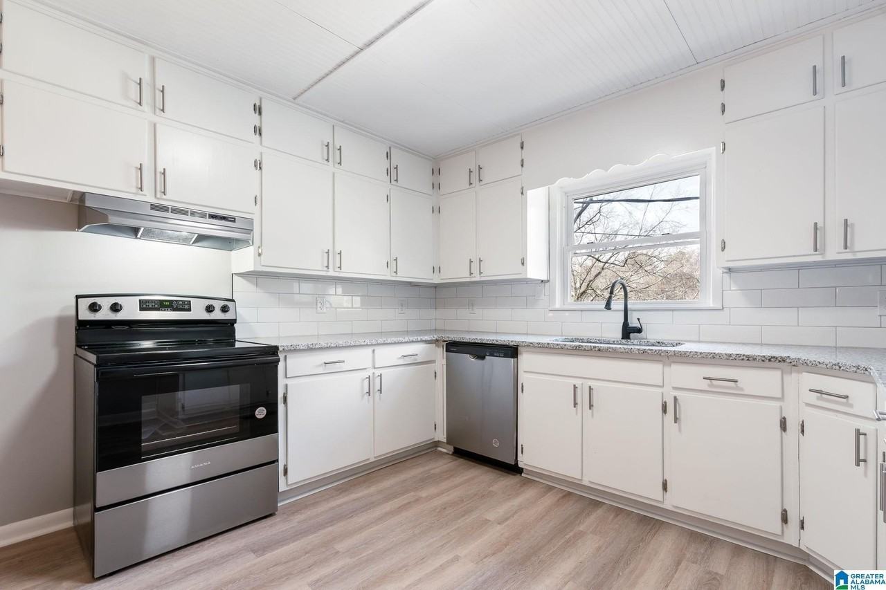 313 Garden Hill Rd - Photo 7 of 29