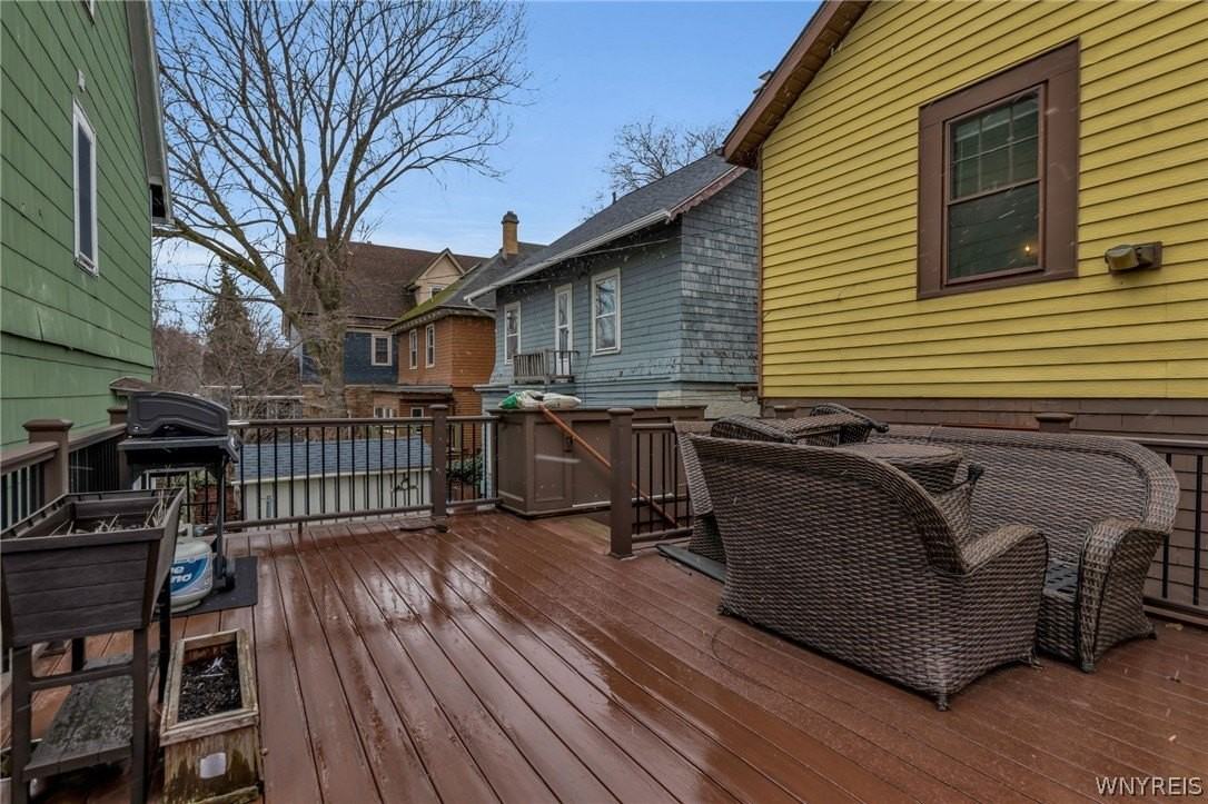 175 Dorchester Rd - Photo 7 of 41