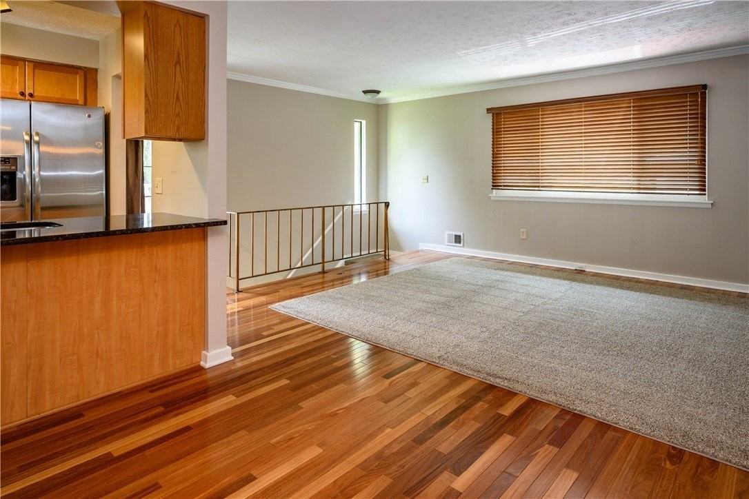 808 Eastbrooke Ln - Photo 6 of 21