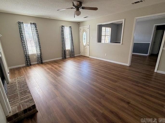 527 Timber Hill Dr - Photo 5 of 23