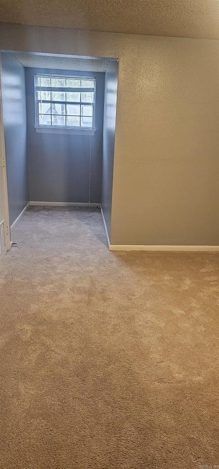 Windwood Dr - Photo 3 of 5