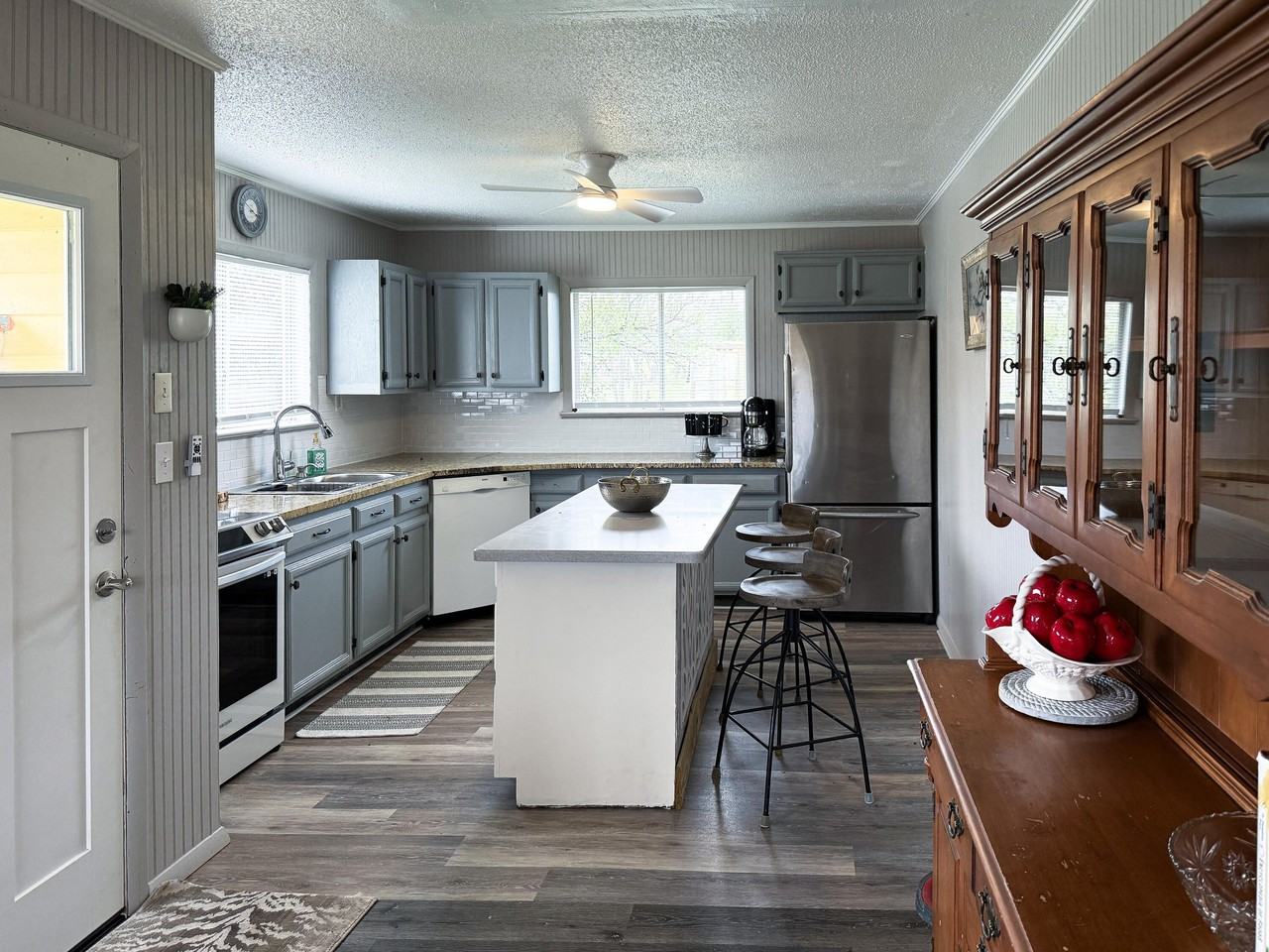 3295 Worley Chapel Rd - Photo 3 of 10