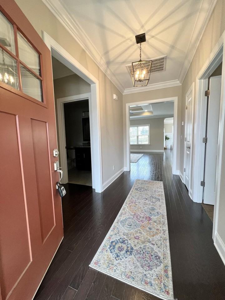 9015 Seven Lakes Dr - Photo 5 of 37