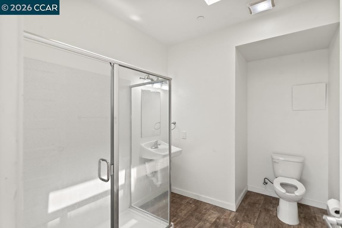 646 Hegenberger Rd - Photo 6 of 13