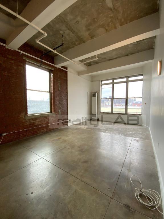 1236 Atlantic Ave - Photo 2 of 10