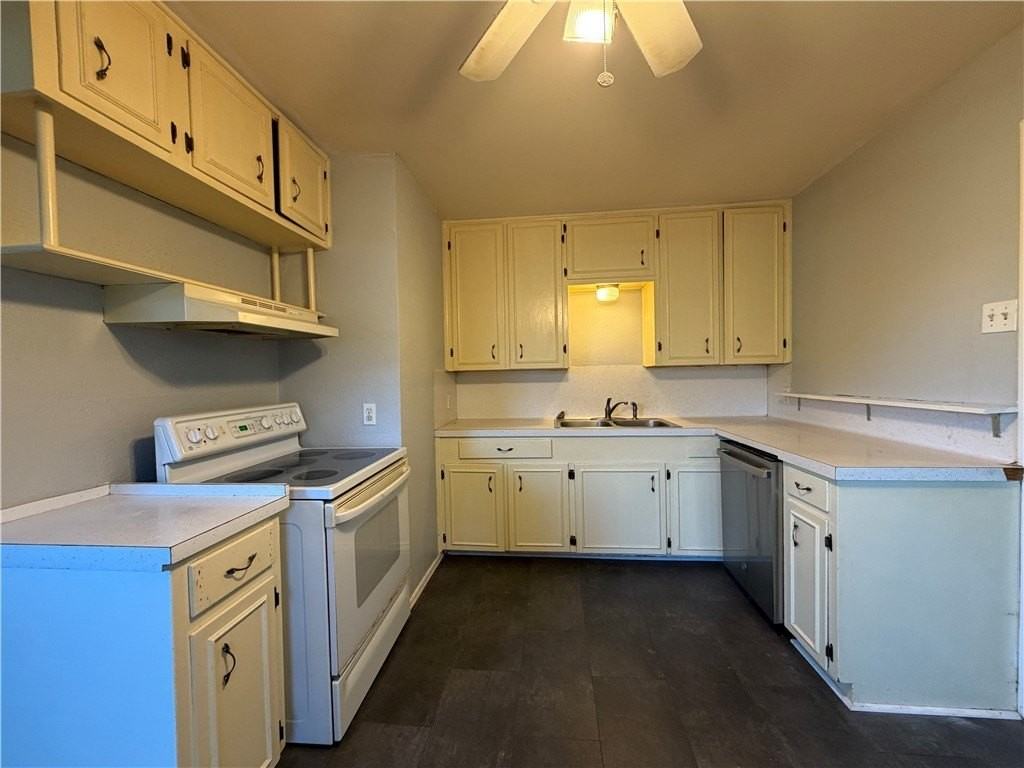 4925 Jo Ann St - Photo 6 of 27