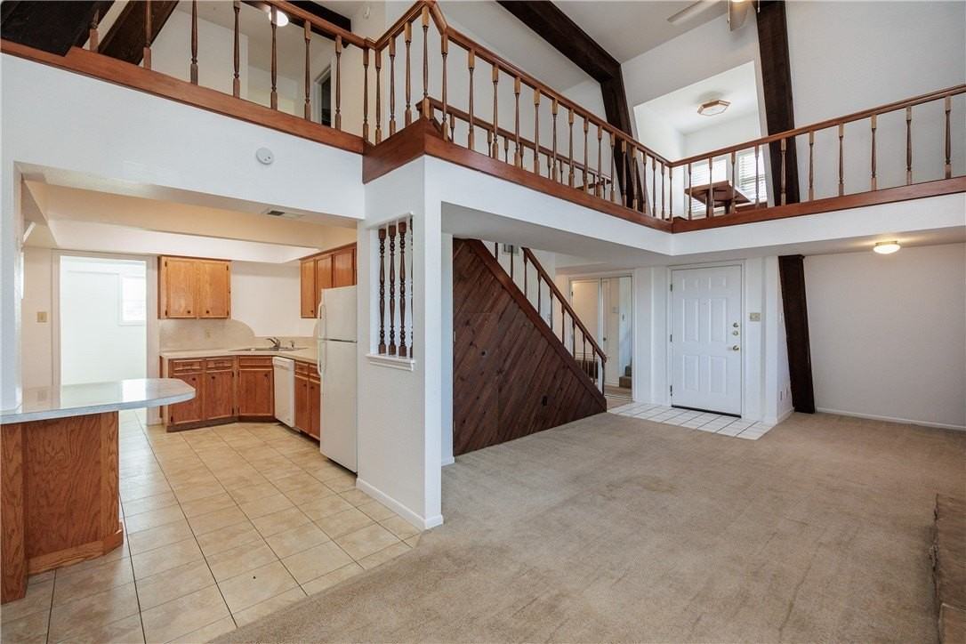 13813 Flintlock Dr - Photo 6 of 40