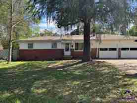 106 Eleanor Cir - Photo 1 of 1