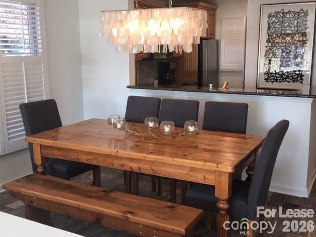 646 Portside Dr - Photo 6 of 48