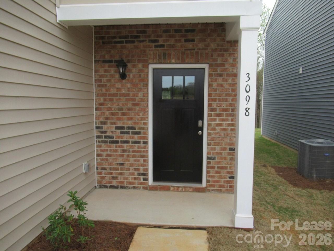 3098 Ora Smith Rd - Photo 3 of 38