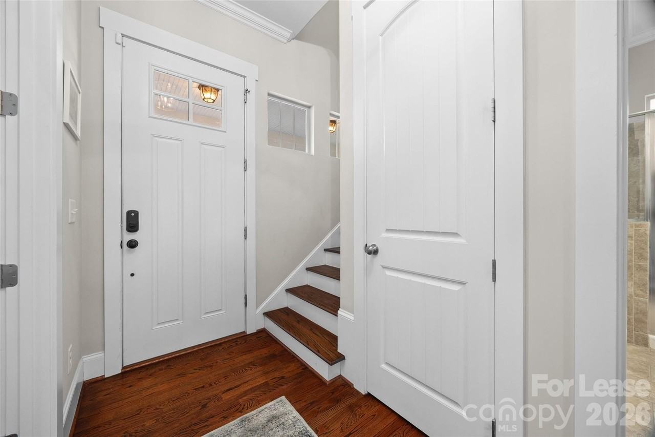 522 Spring Landing Dr - Photo 3 of 34