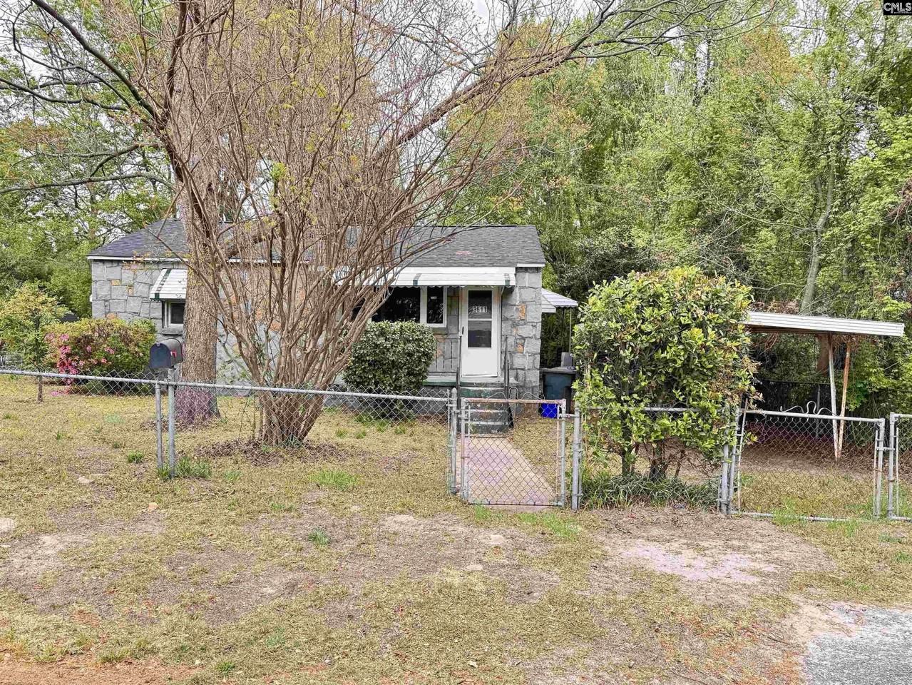 3611 Hydrangea St - Photo 2 of 13