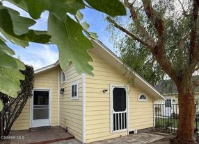 1391 E Hillcrest Dr Unit B - Photo 1 of 1