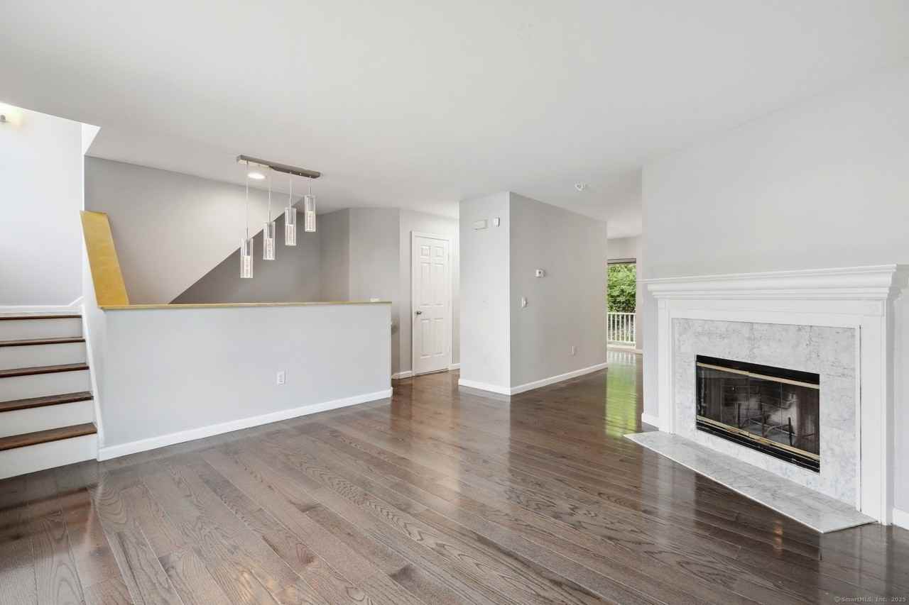 14 South St Unit 20 - Photo 5 of 27