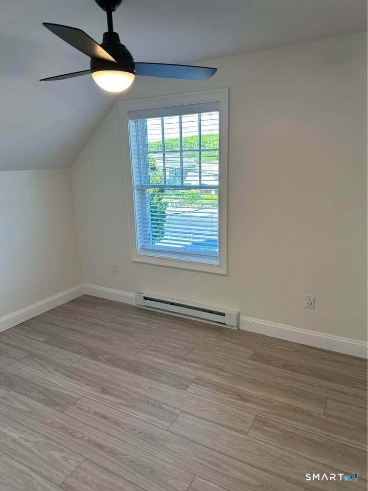 309 Flanders Rd Apt 2 - Photo 5 of 8