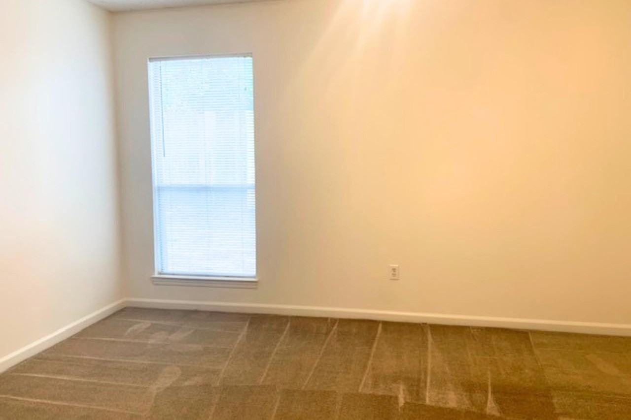 499 Spring Brook Ln - Photo 7 of 9