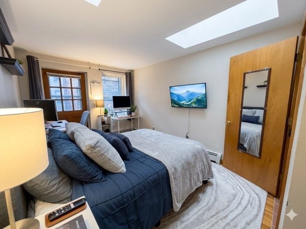 22 Battery St Apt 1r - Photo 5 of 8