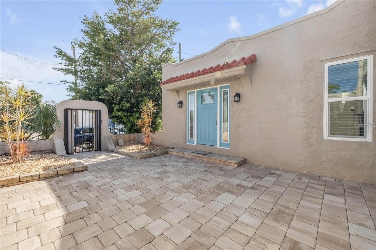 315 Sears Ave - Photo 4 of 27