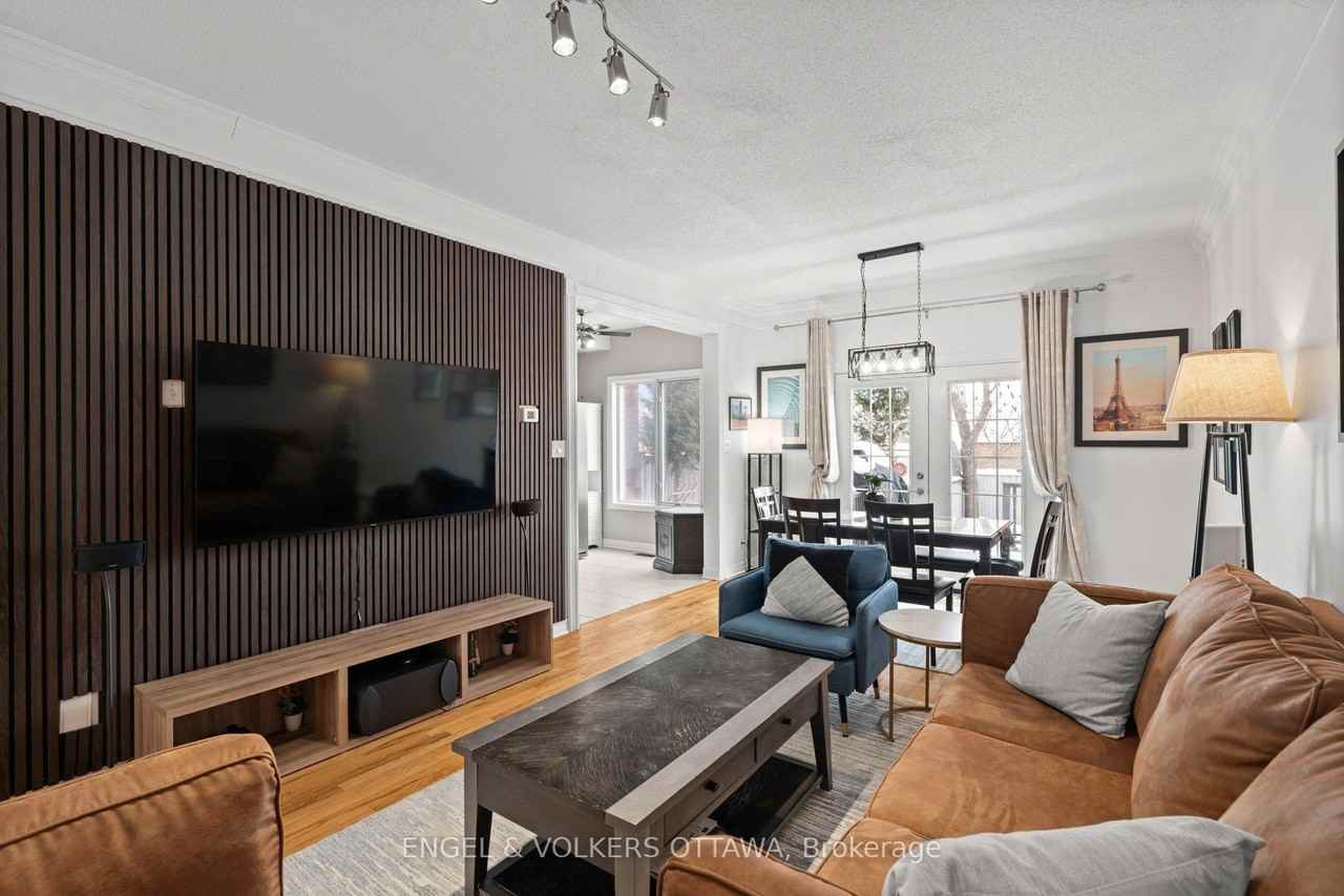 37 Laumann Crt - Photo 6 of 36