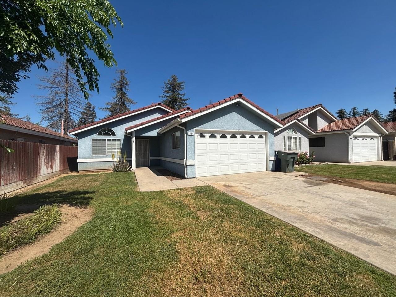 5754 W Tenaya Ave - Photo 2 of 16