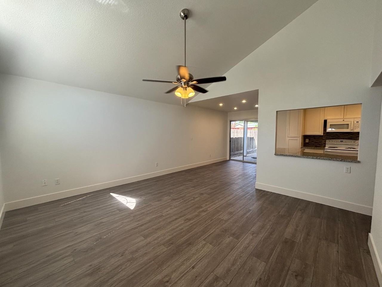 5754 W Tenaya Ave - Photo 3 of 16