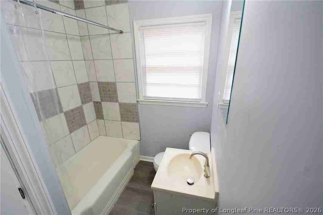 821 Minurva Ct - Photo 5 of 9