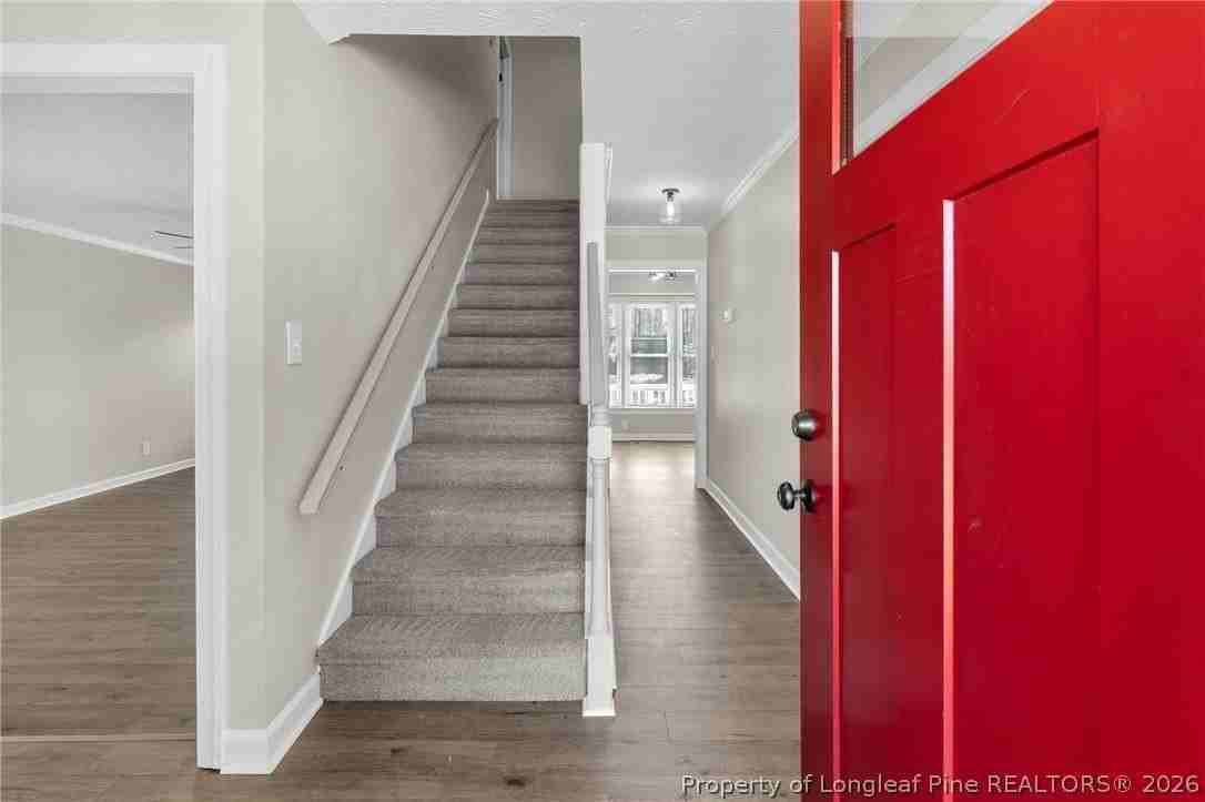 5999 Blue Teal Ct - Photo 5 of 43