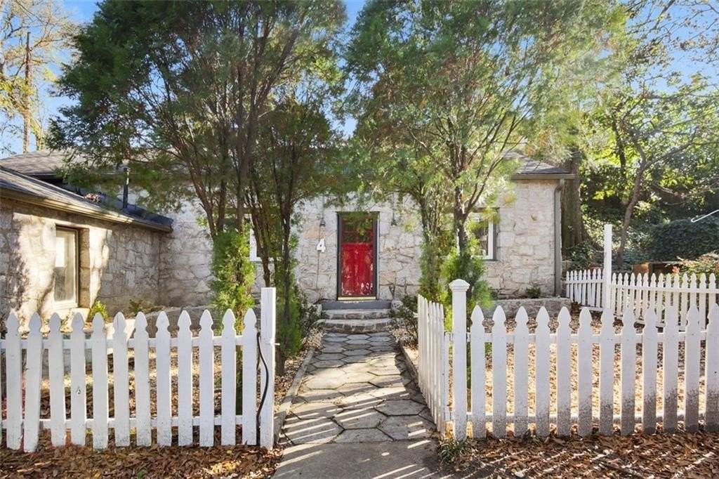 653 Somerset Ter Ne Apt 4 #4 - Photo 2 of 12