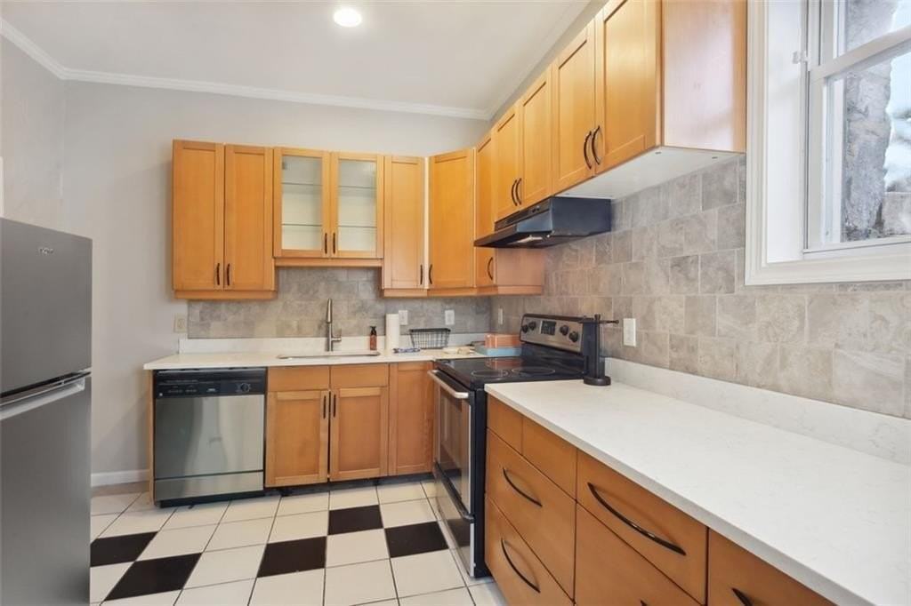 653 Somerset Ter Ne Apt 4 #4 - Photo 7 of 12