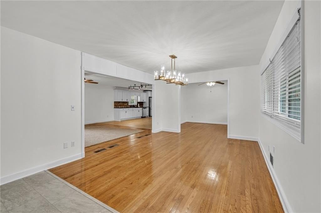 318 Tyrone Rd - Photo 4 of 49