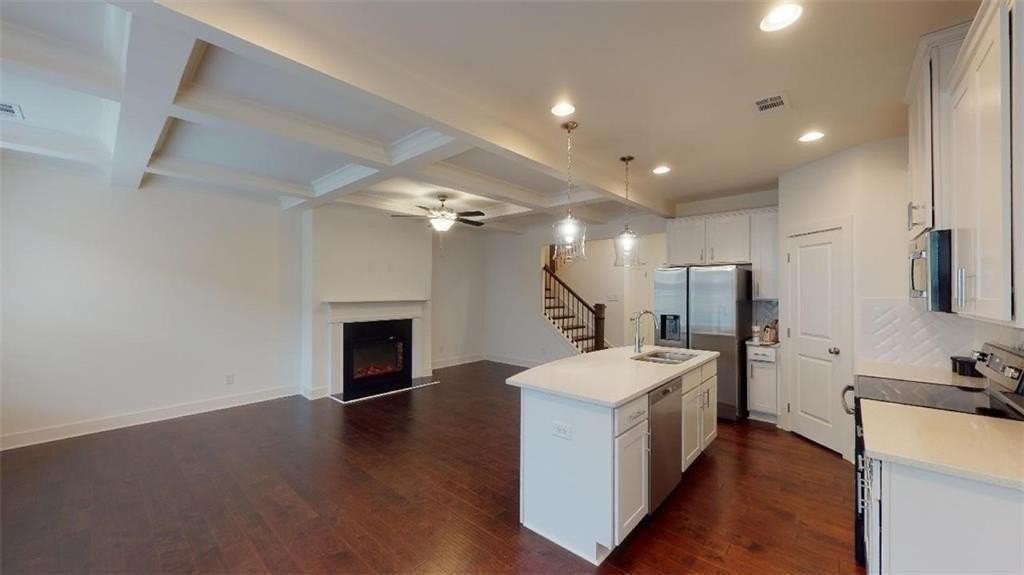 2248 Mulsanne Dr - Photo 4 of 25